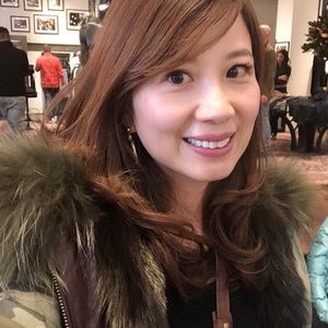 Meet your Posher, Lily